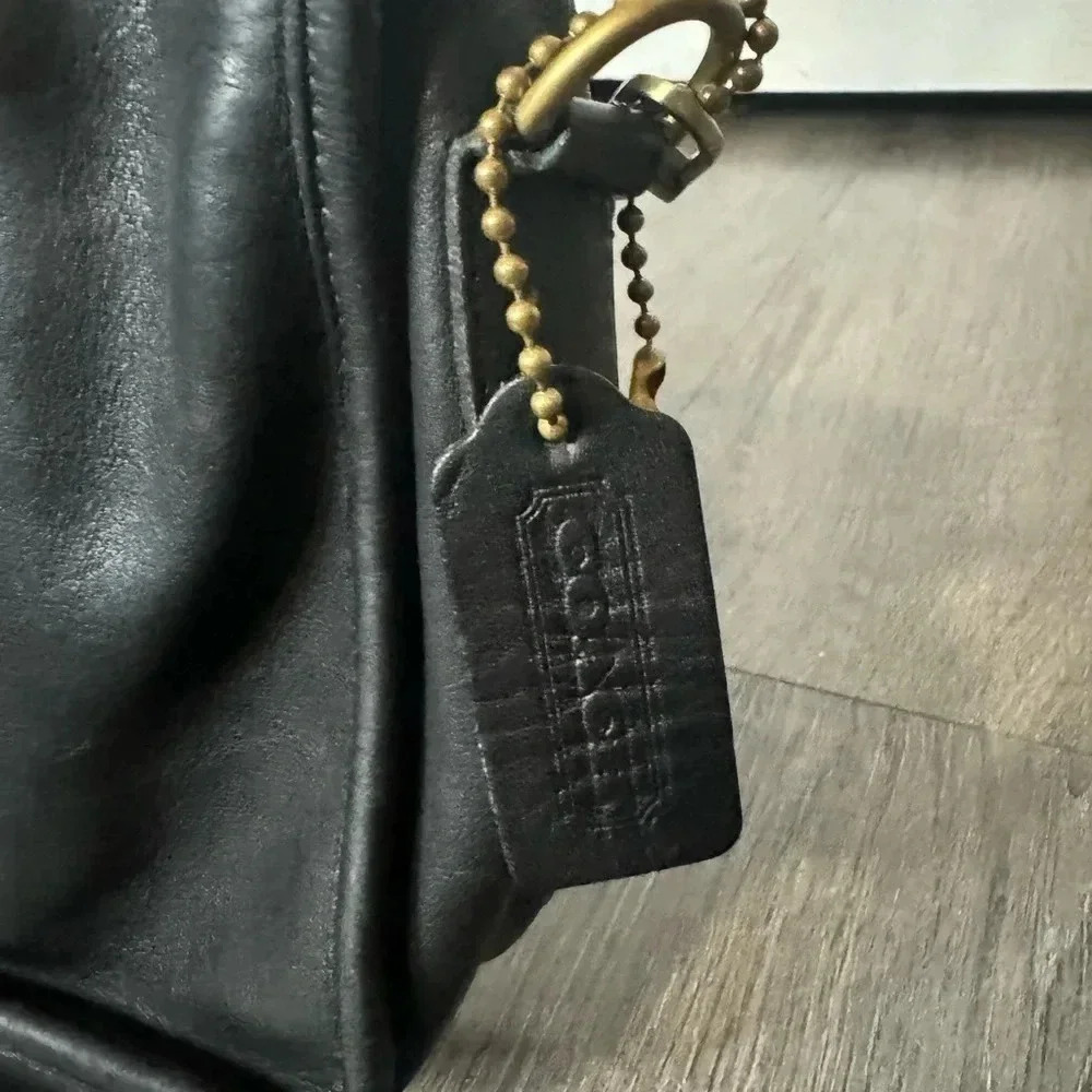 Vintage Coach 80s Companion Black Genuine Leather Made in the USA  Purse #9039 - Picture 3 of 16
